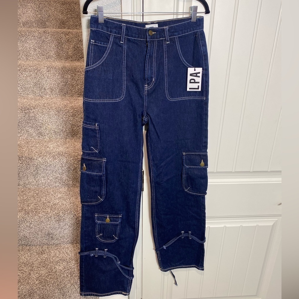 LPA Bea Mid Rise Barrel Cargo in Indigo Dark Rinse
Revolve - Picture 11 of 14